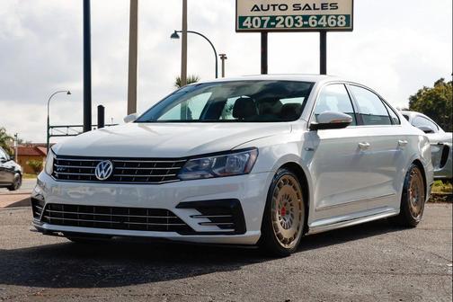 2017 Volkswagen Passat 1.8T R-Line w/Comfort
