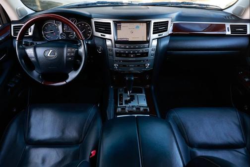 2015 Lexus LX 570 Base