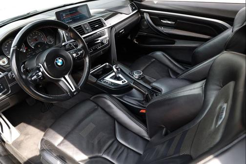 Silverstone Metallic 2017 BMW M4 Base