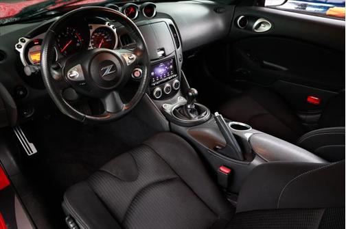 2009 Nissan 370Z Base