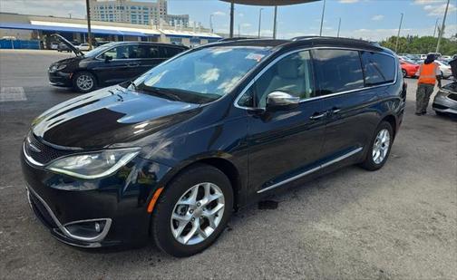 2020 Chrysler Pacifica Limited