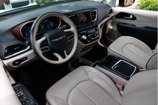 2020 Chrysler Pacifica Limited