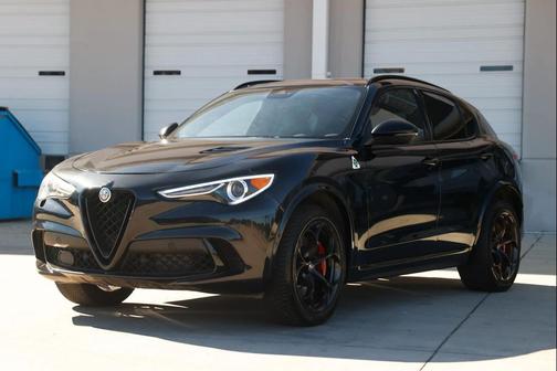 2022 Alfa Romeo Stelvio Quadrifoglio