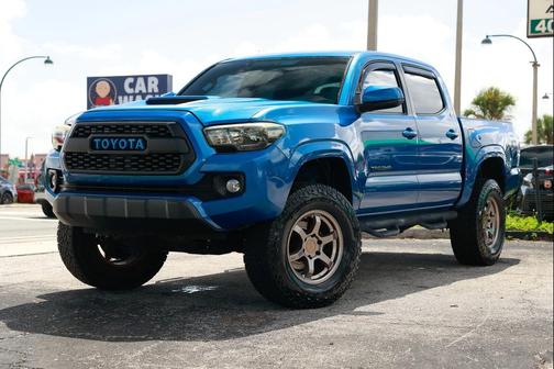 2016 Toyota Tacoma SR5