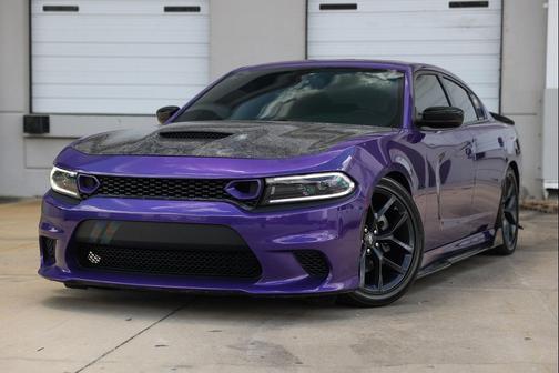 Plum Crazy Pearlcoat 2023 Dodge Charger R/T