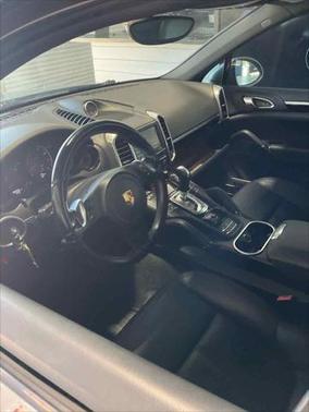 2014 Porsche Cayenne Platinum Edition