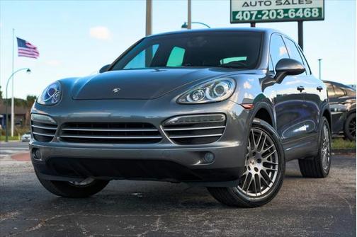 2014 Porsche Cayenne Platinum Edition