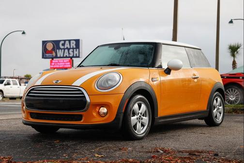 2015 MINI Hardtop Cooper