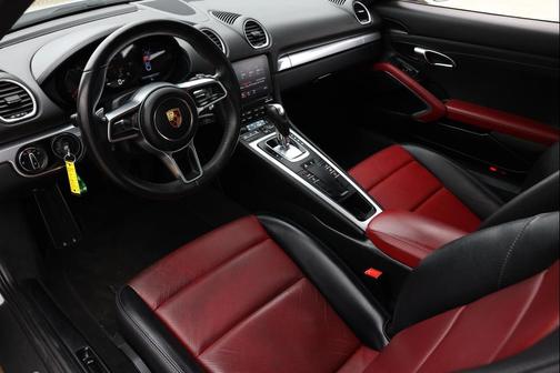 2019 Porsche 718 Cayman 