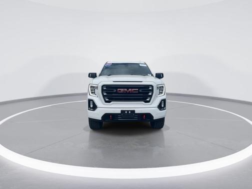 White 2022 GMC Sierra 1500 Limited AT4
