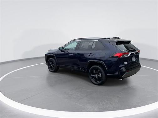 2020 Toyota RAV4 Hybrid SE