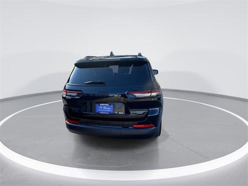 2024 Jeep Grand Cherokee LAREDO