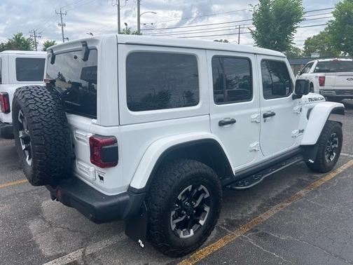 White 2024 Jeep Wrangler RUBICON