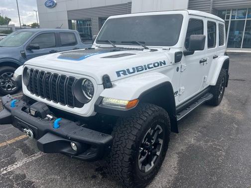 White 2024 Jeep Wrangler RUBICON