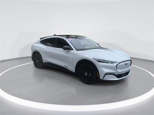 2023 Ford Mustang Mach-E California Route 1
