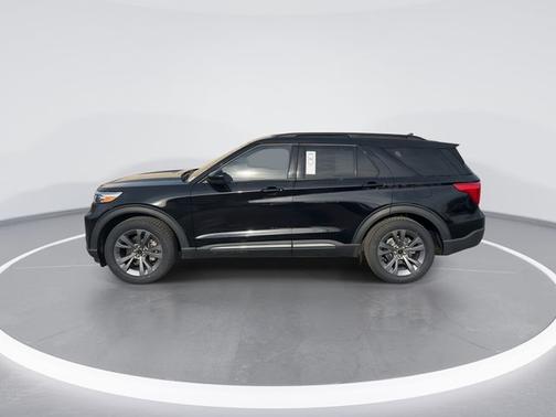 AGATE BLACK METALLIC 2023 Ford Explorer XLT