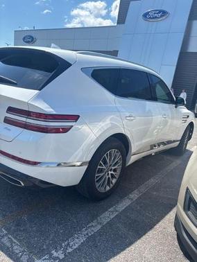 White 2024 Genesis GV80 2.5T
