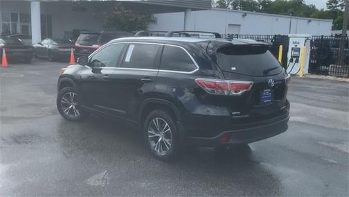 2016 Toyota Highlander
