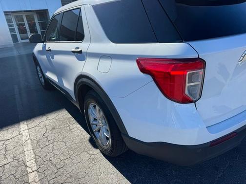 2021 Ford Explorer BASE