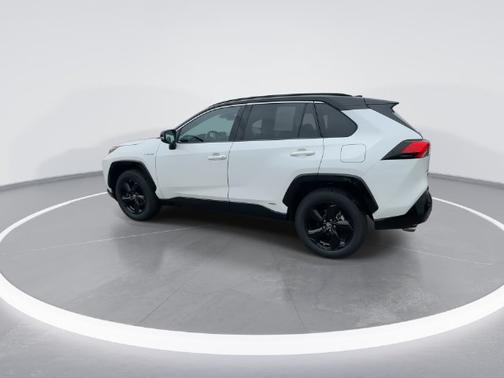 White 2019 Toyota RAV4 XSE