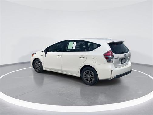2015 Toyota Prius v Three