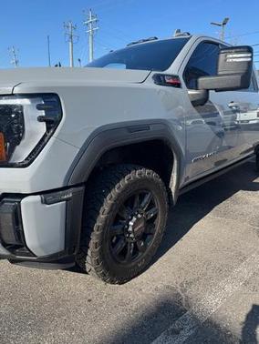 2024 GMC Sierra 1500 AT4