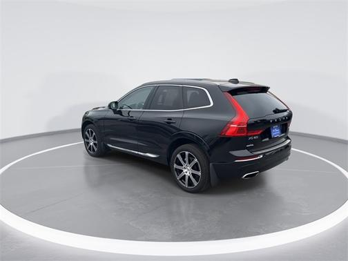 2021 Volvo XC60 T5 INSCRIPTION
