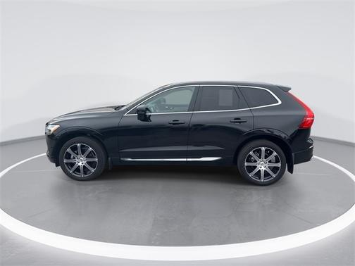 2021 Volvo XC60 T5 INSCRIPTION