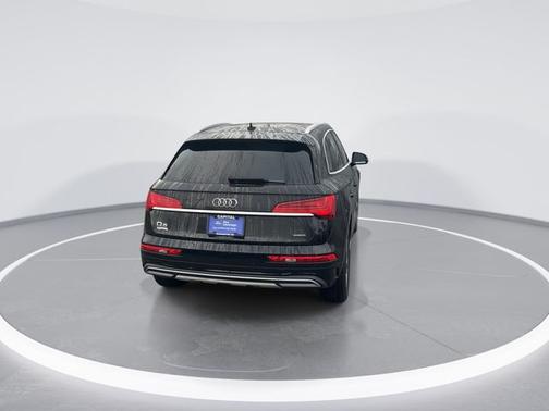 2023 Audi Q5 40 PREMIUM