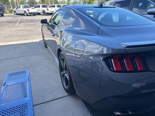 2024 Ford Mustang I4CP