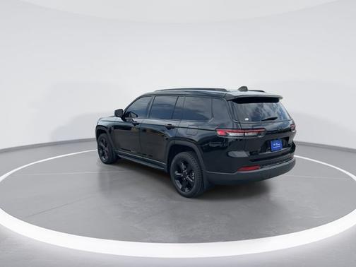 Black 2023 Jeep Grand Cherokee LIMITED