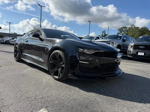 Black 2019 Chevrolet Camaro SS W/2SS