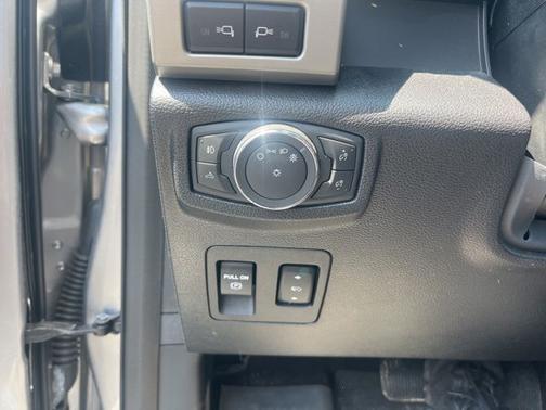 ICONIC SILVER 2020 Ford F-150 LARIAT