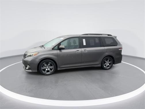 2017 Toyota Sienna 