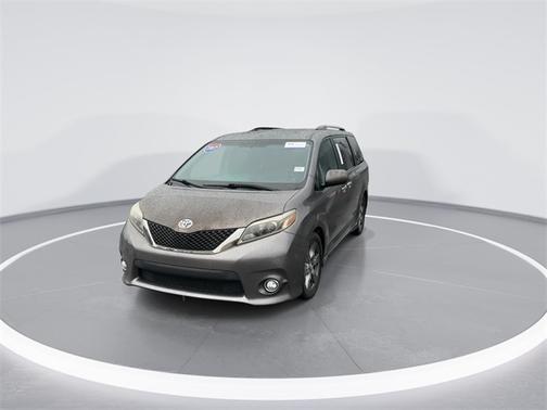 2017 Toyota Sienna 