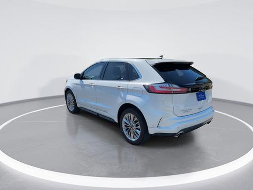 STAR WHITE 2024 Ford Edge TITANIUM