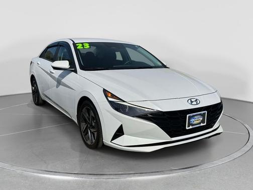 White 2023 Hyundai ELANTRA SEL