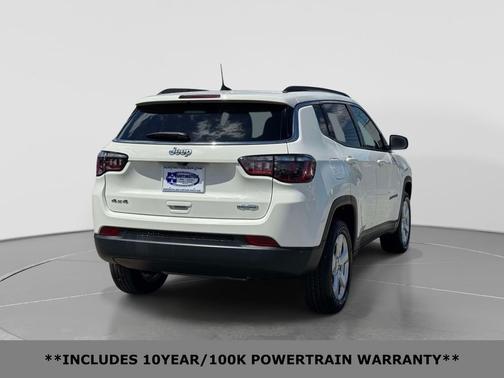 White 2021 Jeep Compass Latitude