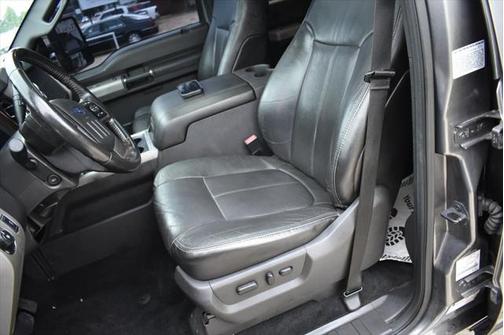 2013 Ford F-350 Lariat