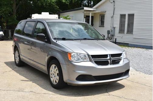 2020 Dodge Grand Caravan SE