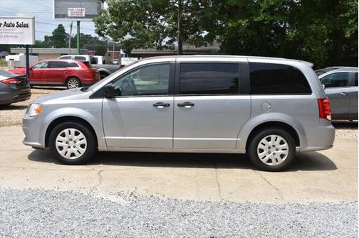 2020 Dodge Grand Caravan SE