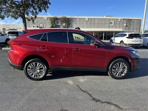 2022 Toyota Venza XLE