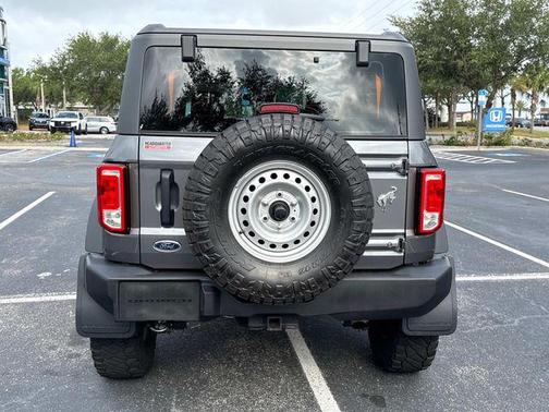 Azure Gray Metallic Tri-Coat 2023 Ford Bronco Base