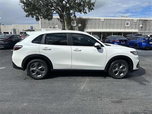 2026 Honda HR-V LX