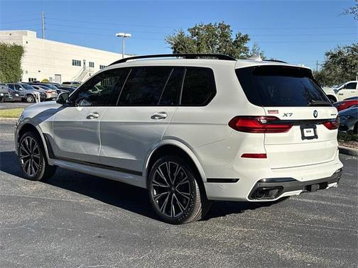2021 BMW X7 xDrive40i