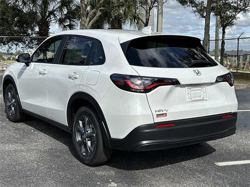 2026 Honda HR-V LX