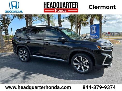 2025 Honda Pilot Touring 8-Passenger