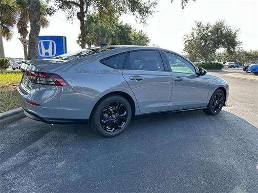 2025 Honda Accord Sport SE 1.5T