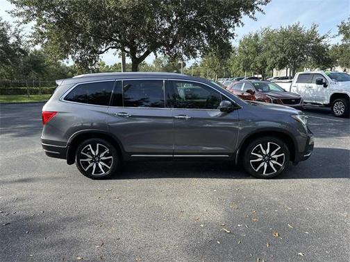 2021 Honda Pilot Touring 8-Passenger