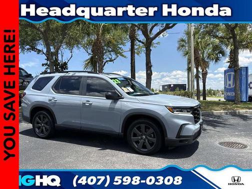 Diffused Sky Pearl 2023 Honda Pilot Sport